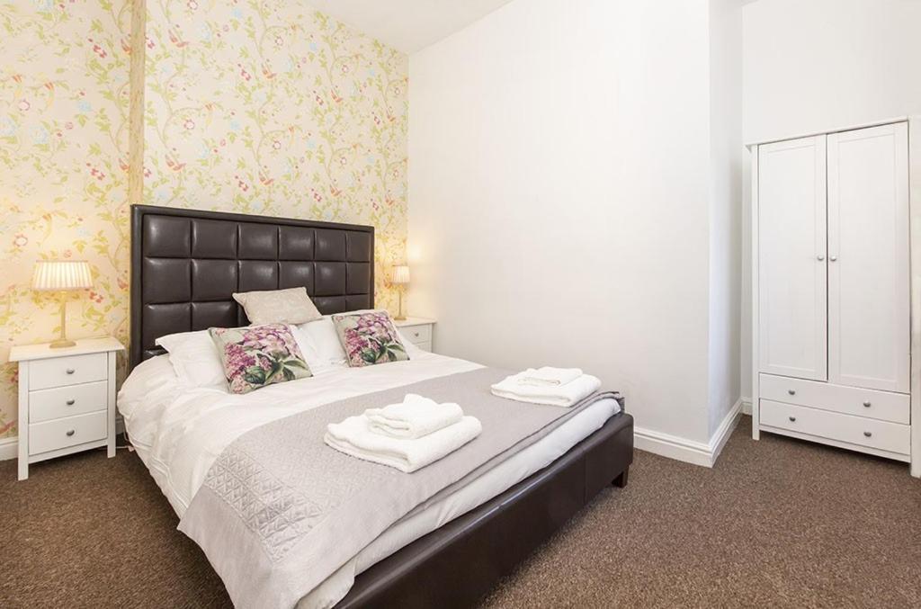 York City Center Apartments With Free Private Parking Esterno foto